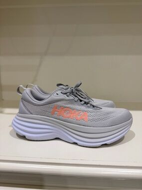 Like New Hoka Bondi 8 Sneakers